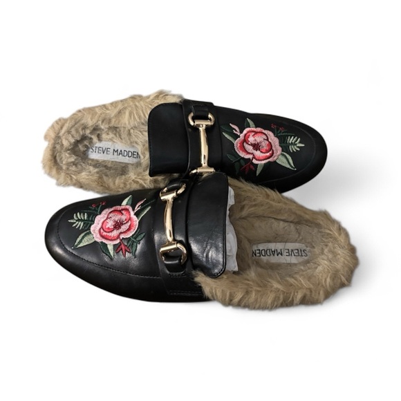 Steve Madden Black Floral Embroidered Mules - Picture 2 of 4